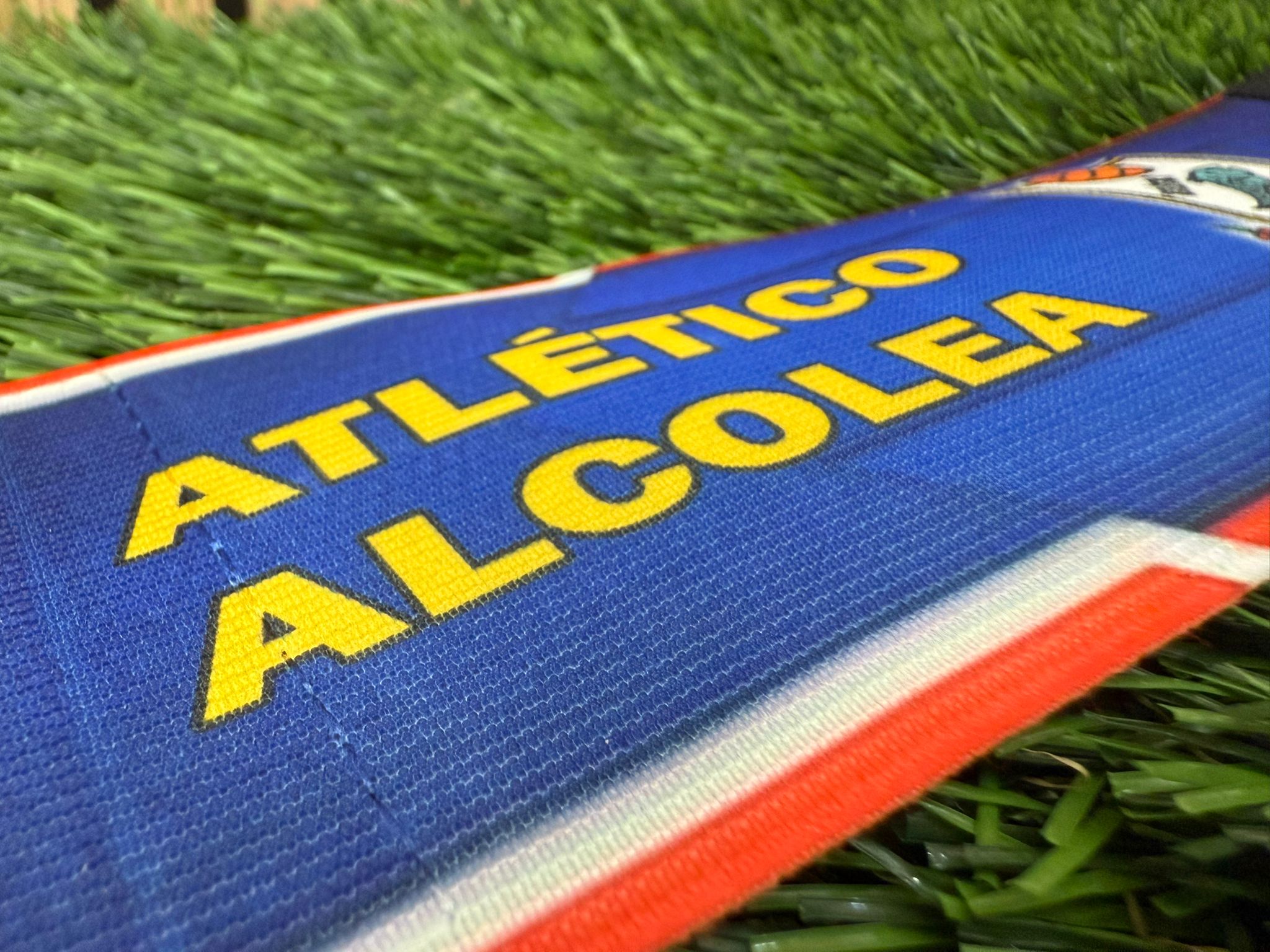 Brazalete de Capitán Personalizado – Diseño Profesional